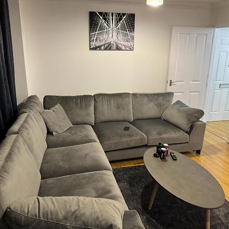 Luxury Apartments Dagenham Eksteriør billede